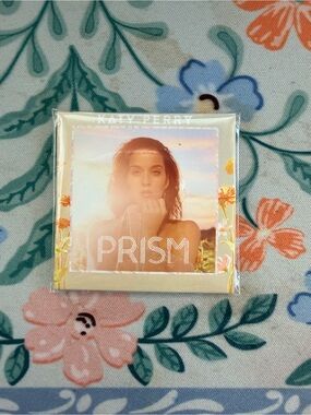 Mini Brands Rare Vinyl- Katy Perry Roar